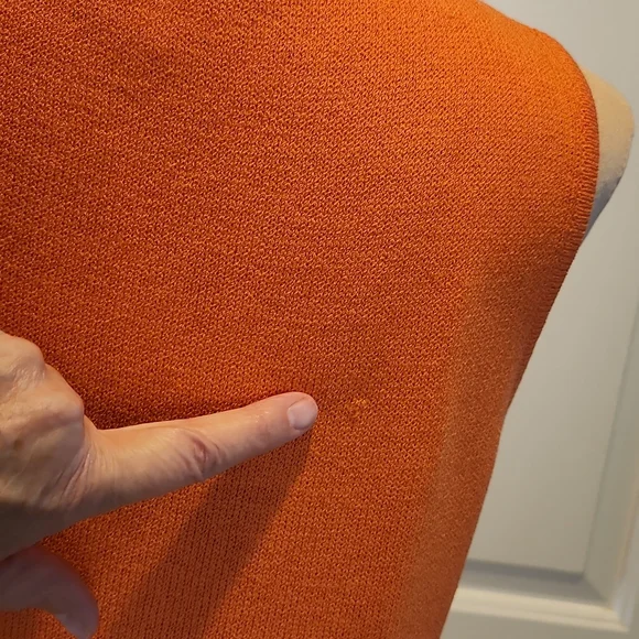 St. John Jacket/tank set, 6, S - Picture 12 of 16